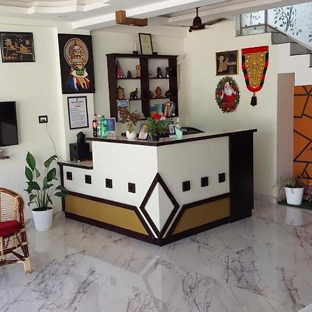 White House Residency Hotel Варкала Екстериор снимка