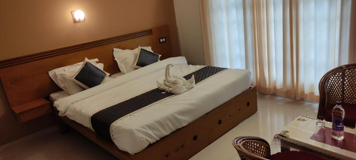White House Residency Hotel Варкала Екстериор снимка