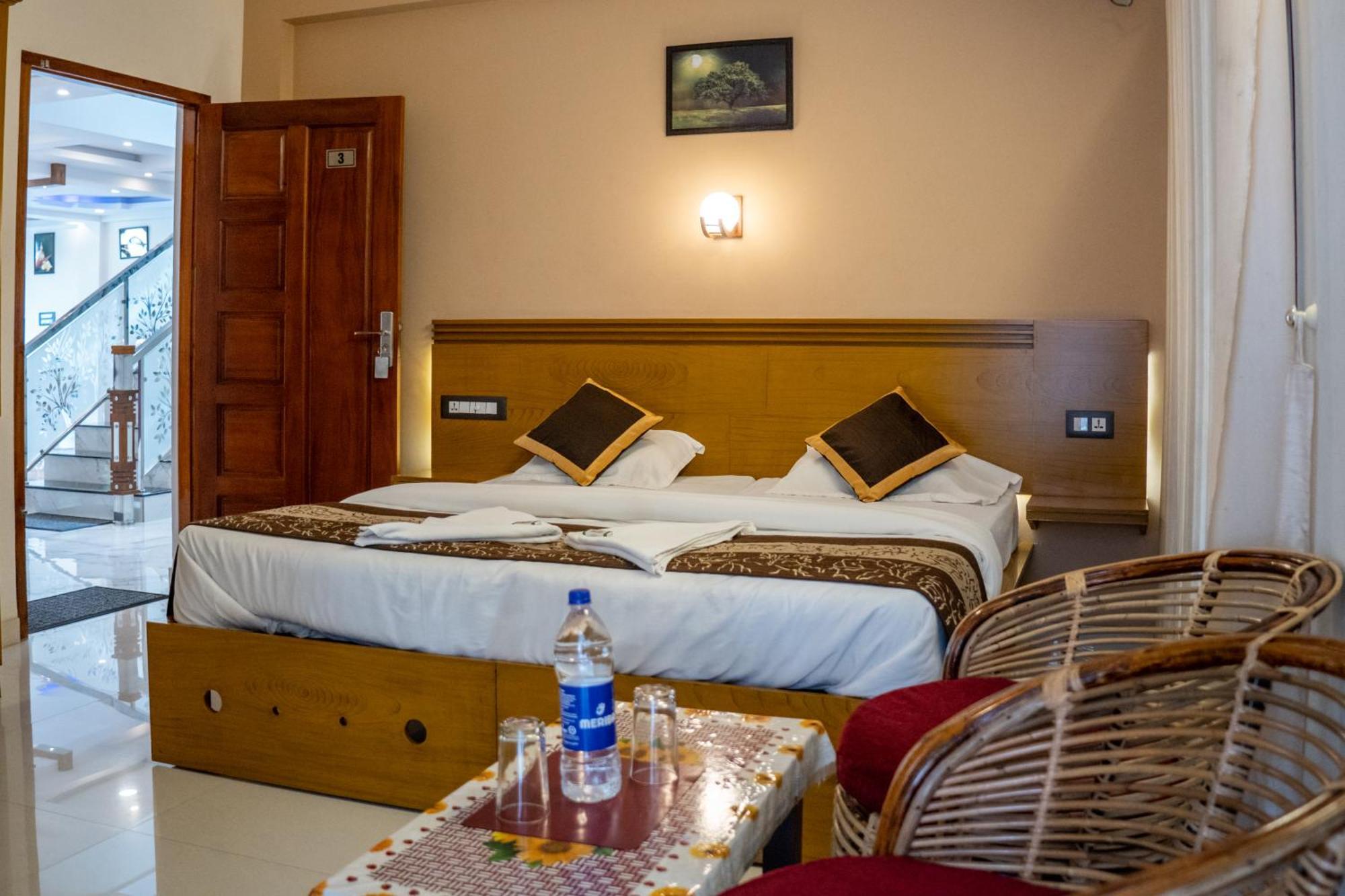 White House Residency Hotel Варкала Екстериор снимка